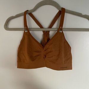 Patagonia 🧡 sports bra